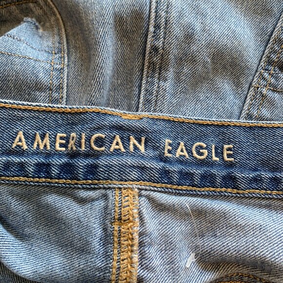 AMERICAN EAGLE HIGH RISE DISTRESSED JEANS SIZE 14 LONG - Picture 8 of 10